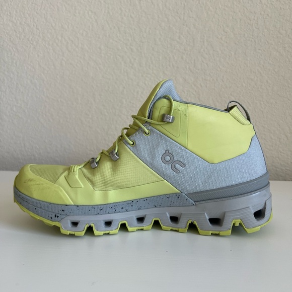 On Running Cloudtrax Waterproof Hiking Shoes Women’s 8 Gray Yellow - Picture 3 of 10